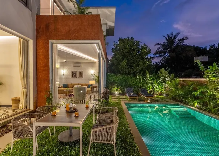 La Dora -3Bhk Contemporary Villas With Pvt Pool, 5 Mins Walk To Vagator Beach-Caretaker & Garden